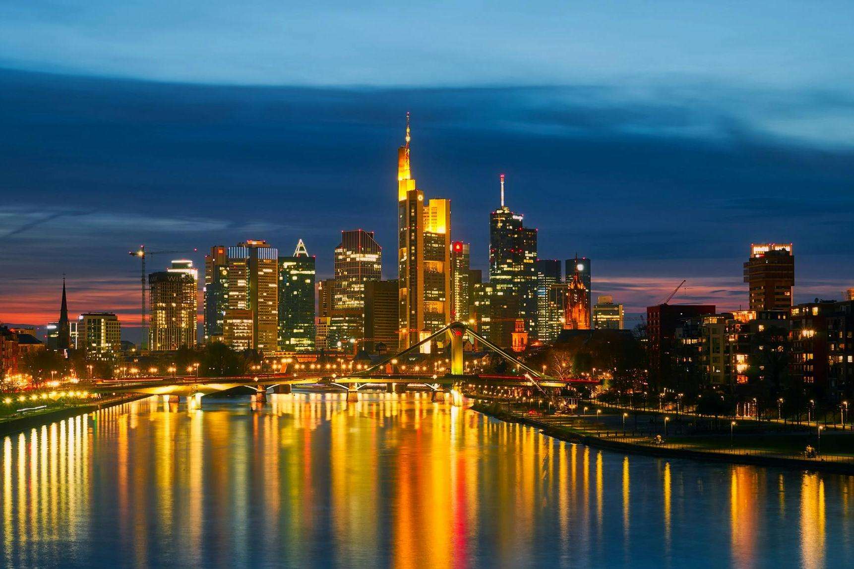 Frankfurt am Main – Frankfurt Airport (FRA)